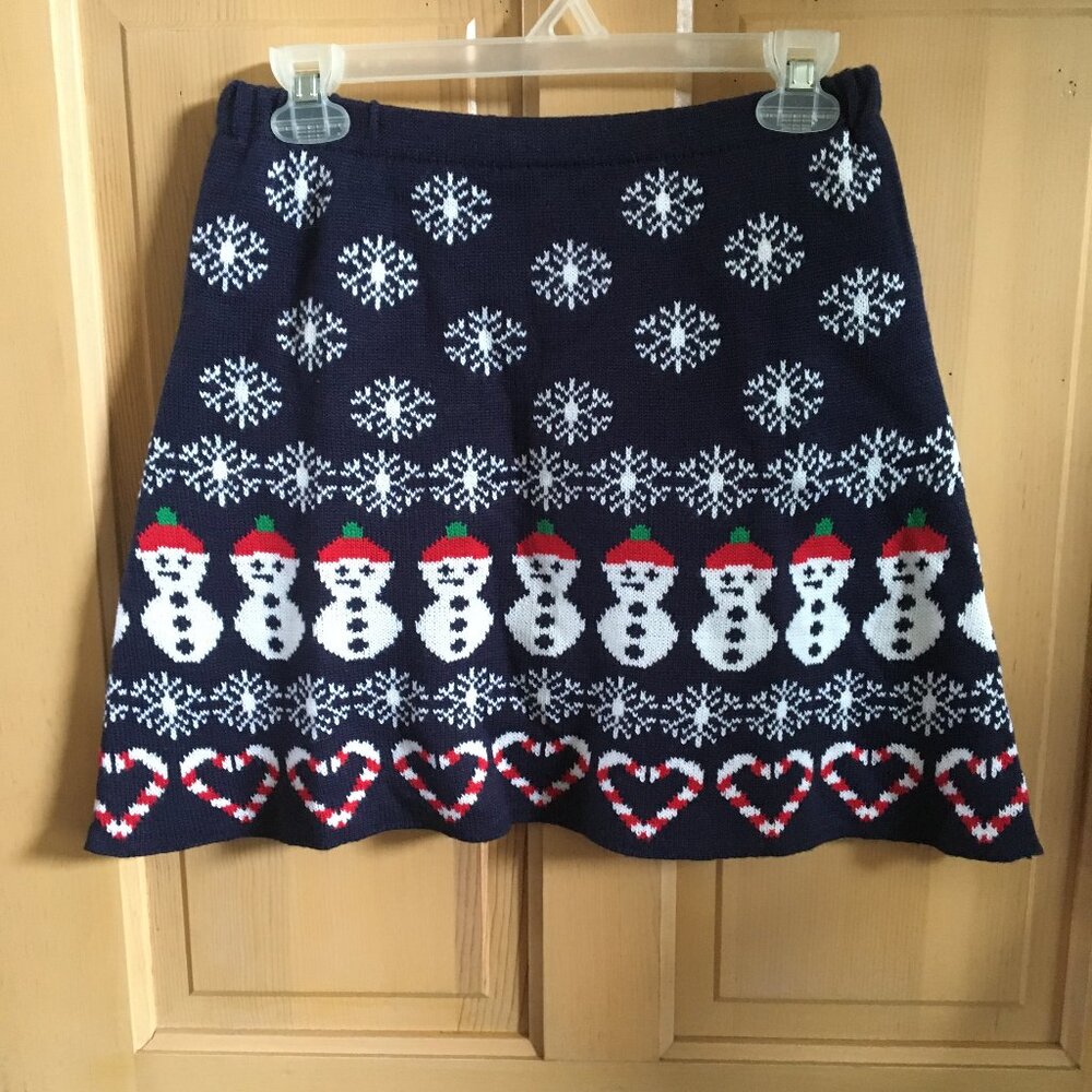 Junior Knit Skirt Size Medium - Snowmen on Blue